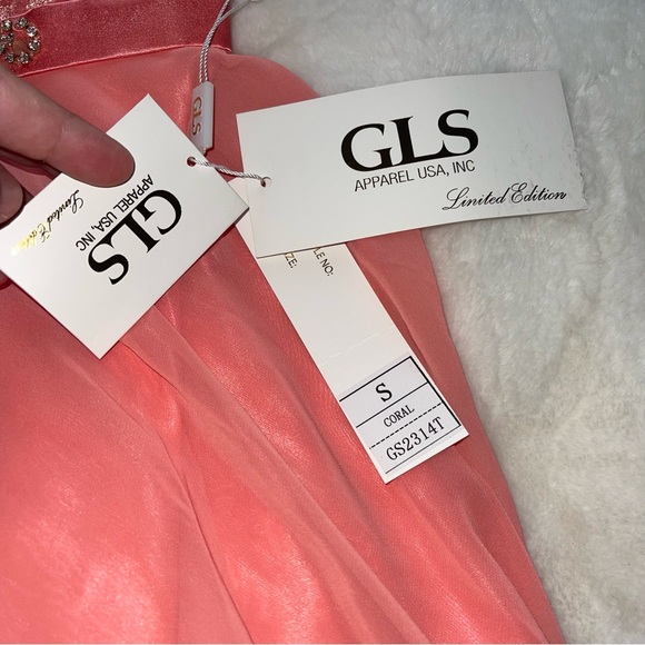 Elizabeth K by GLS Formal Dress - Picture 5 of 12
